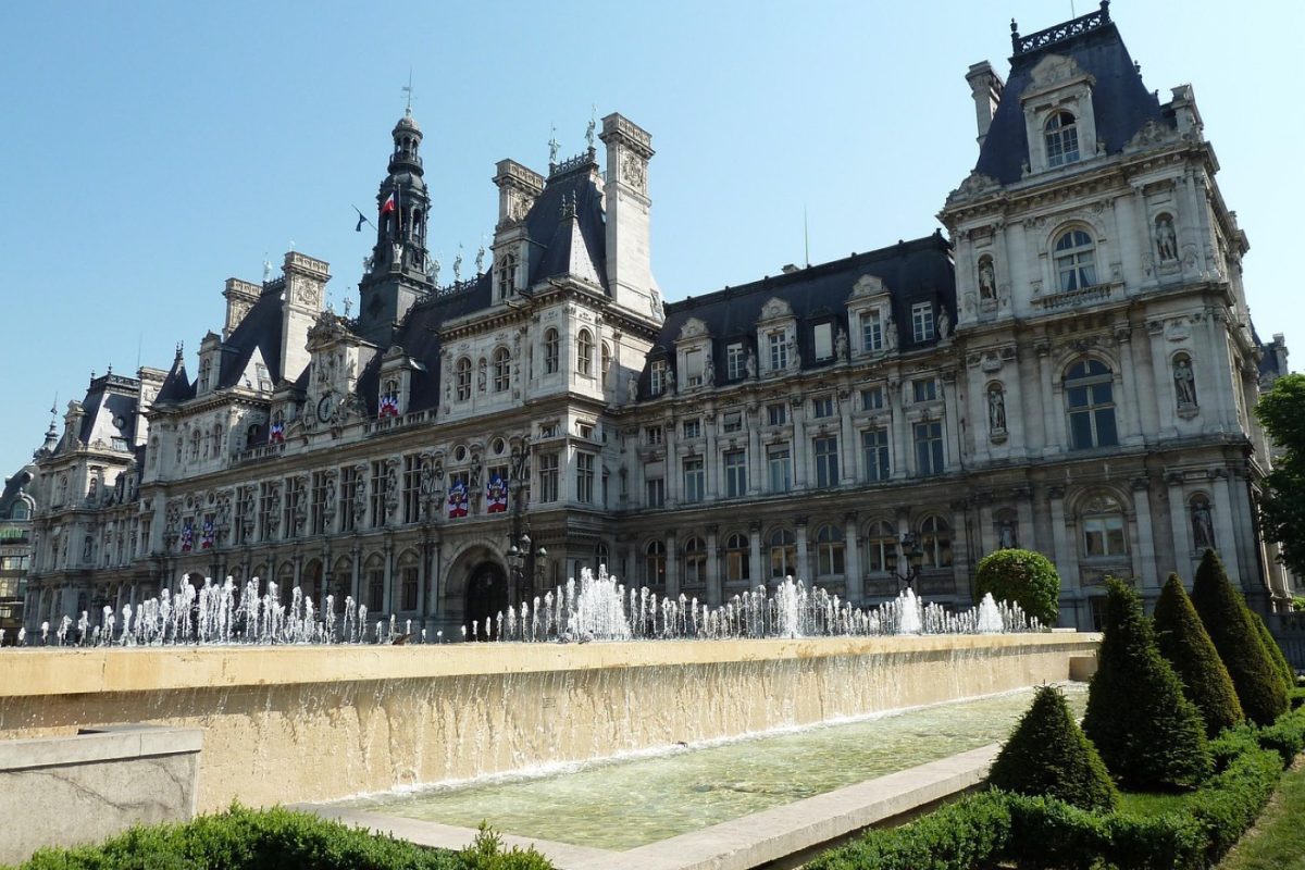 Astuces de rangement pour petite salle de bain en ville